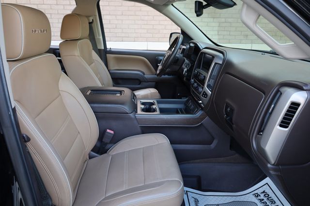 2017 GMC Sierra 1500 4WD Crew Cab 143.5" Denali - 22898873 - 25