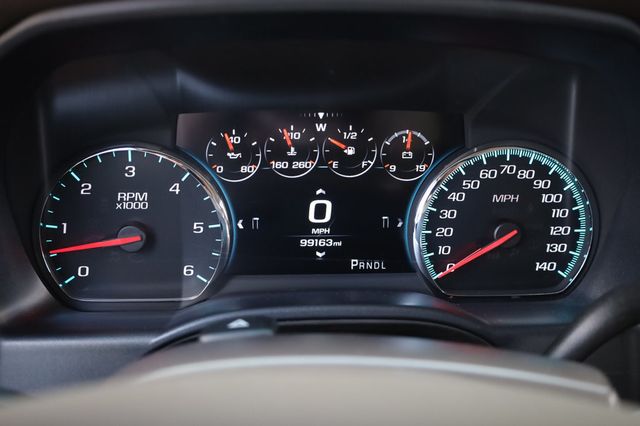 2017 GMC Sierra 1500 4WD Crew Cab 143.5" Denali - 22898873 - 40