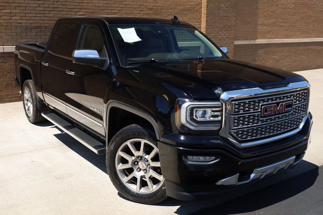 2017 GMC Sierra 1500 4WD Crew Cab 143.5" Denali - 22898873 - 6