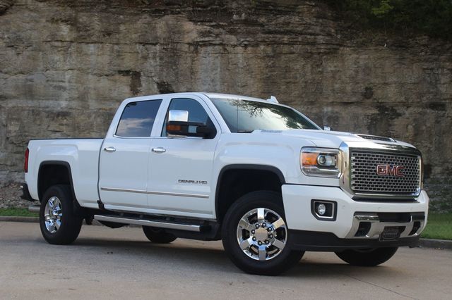 2017 GMC Sierra 2500HD 4WD Crew Cab 153.7" Denali - 22902253 - 2