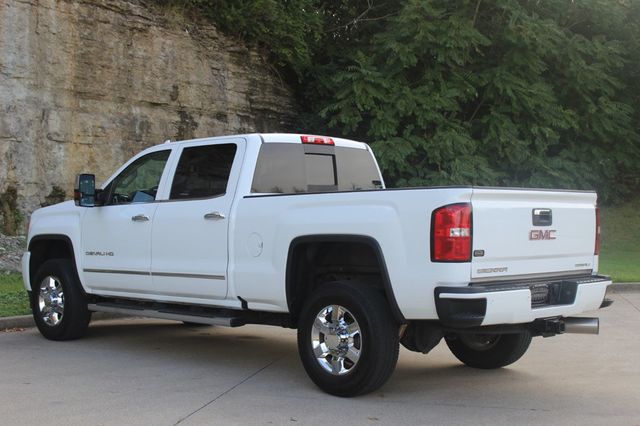 2017 GMC Sierra 2500HD 4WD Crew Cab 153.7" Denali - 22902253 - 6