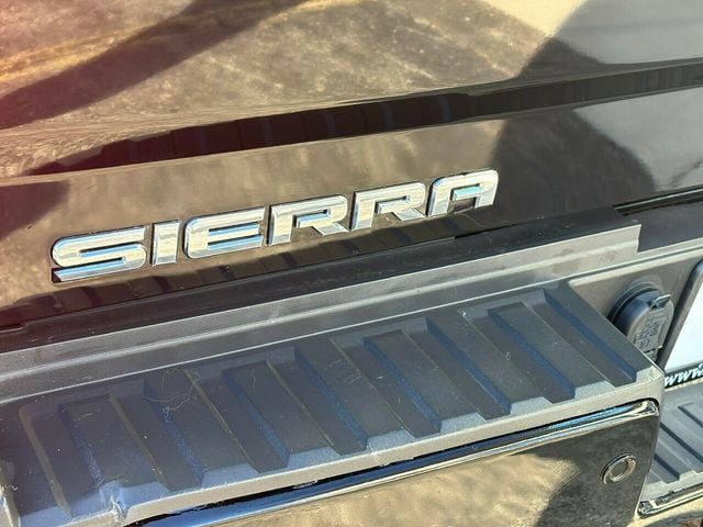 2017 GMC Sierra 3500HD 4WD Crew Cab 167.7" Denali - 22219712 - 53