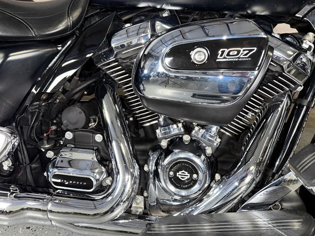 2017 Harley-Davidson FLHX Street Glide SUPER CLEAN! - 22904152 - 6