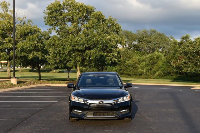 2017 Honda Accord Sedan EX-L V6 Automatic w/Navi & Honda Sensing - 22903867 - 42