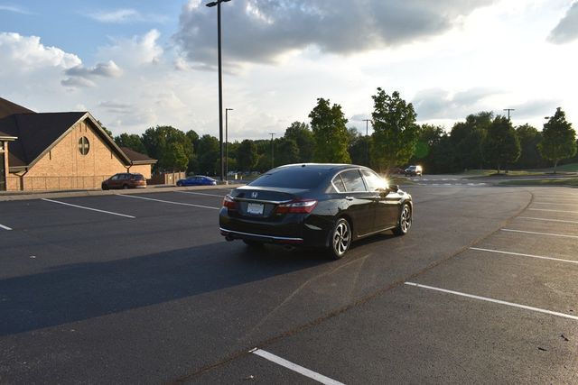 2017 Honda Accord Sedan EX-L V6 Automatic w/Navi & Honda Sensing - 22903867 - 46
