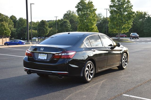 2017 Honda Accord Sedan EX-L V6 Automatic w/Navi & Honda Sensing - 22903867 - 47