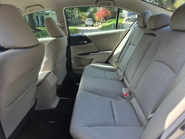 2017 Honda Accord Sedan LX CVT - 22934671 - 11