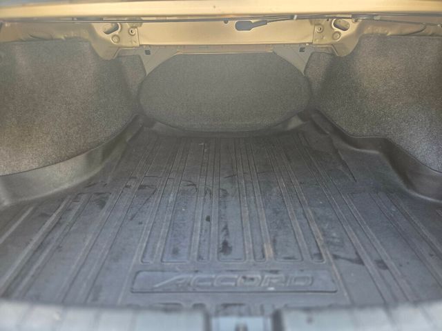 2017 Honda Accord Sedan LX CVT - 22934671 - 15