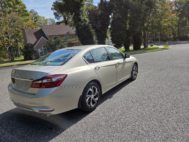 2017 Honda Accord Sedan LX CVT - 22934671 - 4