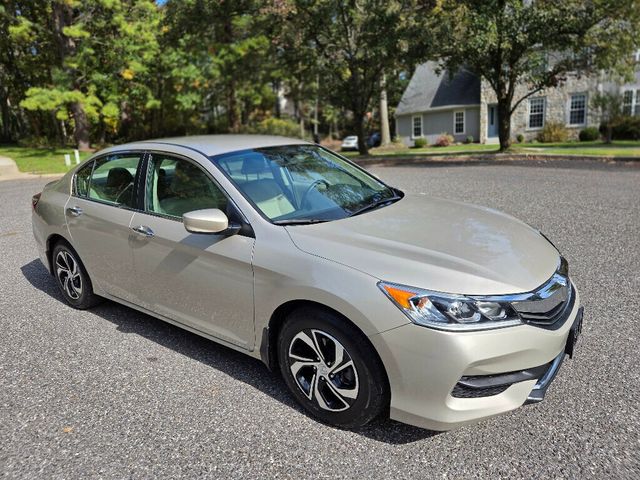 2017 Honda Accord Sedan LX CVT - 22934671 - 6