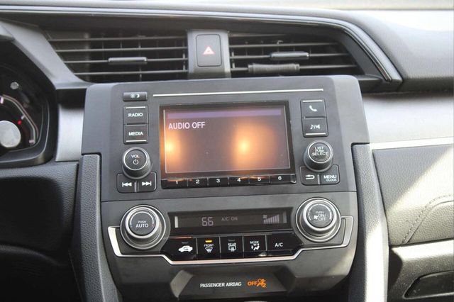 2017 Honda Civic Sedan LX CVT - 22926393 - 18