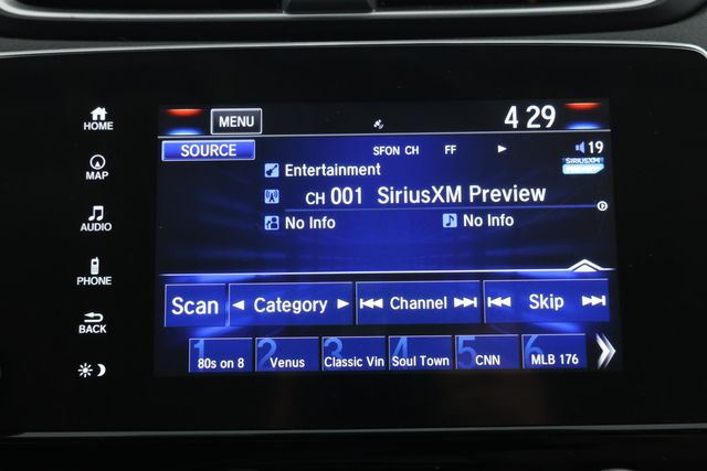 2017 Honda CR-V Touring AWD - 22920231 - 16