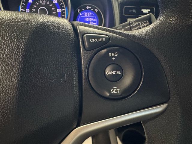 2017 Honda Fit LX Manual - 22937393 - 14