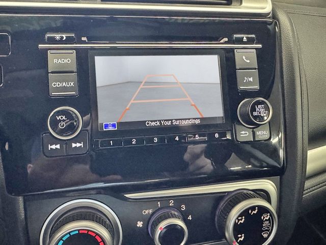 2017 Honda Fit LX Manual - 22937393 - 17