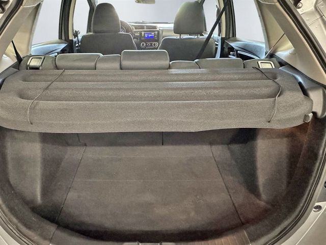 2017 Honda Fit LX Manual - 22937393 - 19