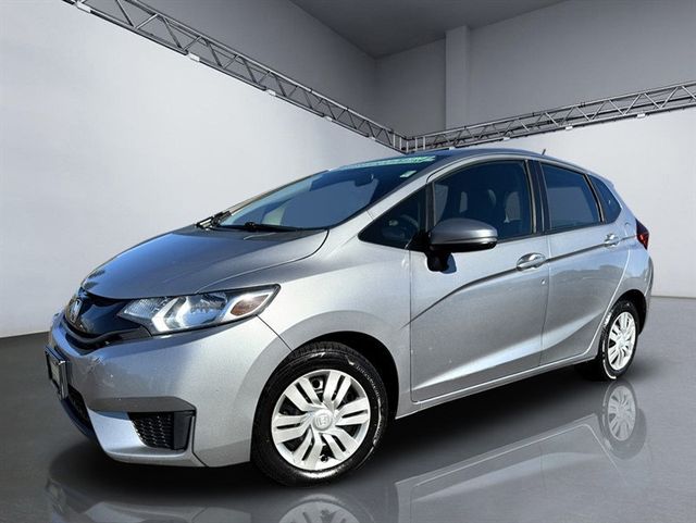 2017 Honda Fit LX Manual - 22937393 - 24