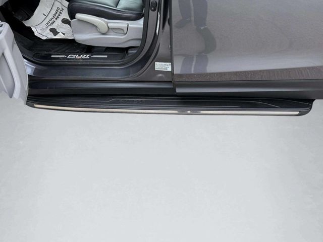 2017 Honda Pilot LX 2WD - 22931358 - 27