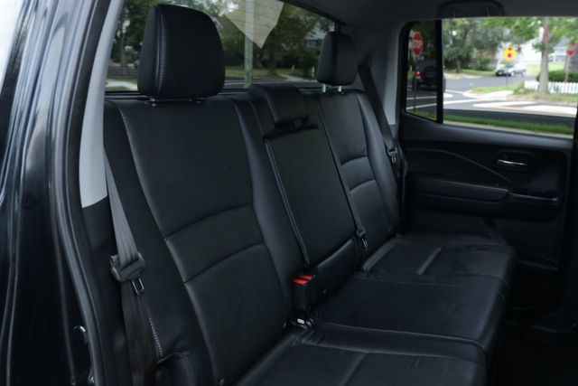 2017 Honda Ridgeline RTL 4x4 Crew Cab - 20962147 - 13