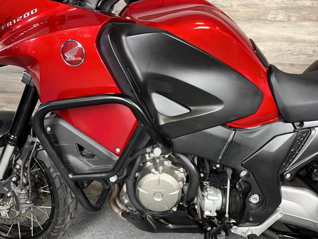 2017 Honda VFR1200X SUPER CLEAN! - 22904173 - 14