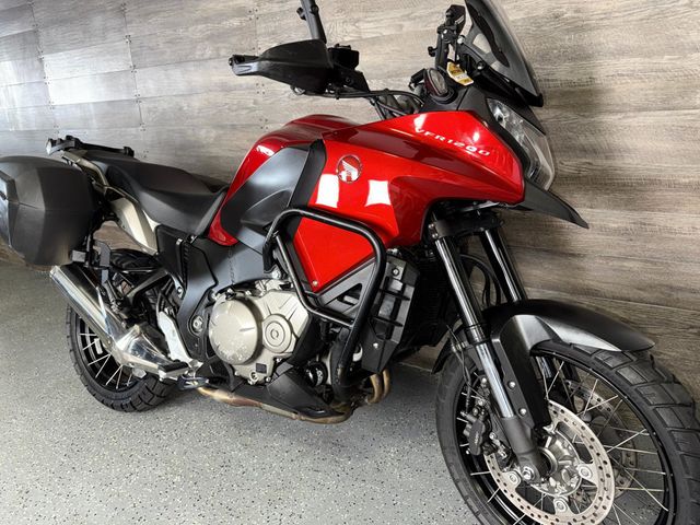 2017 Honda VFR1200X SUPER CLEAN! - 22904173 - 1