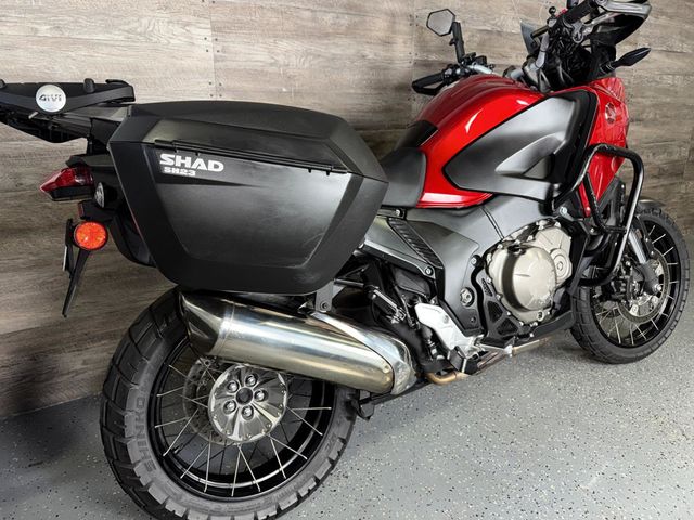 2017 Honda VFR1200X SUPER CLEAN! - 22904173 - 2