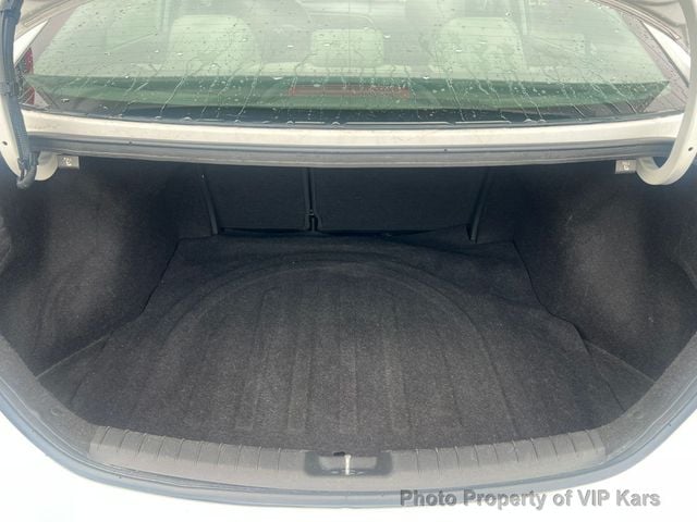 2017 Hyundai Elantra SE 2.0L Automatic - 22897109 - 6
