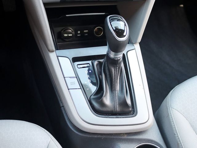 2017 Hyundai Elantra SE 2.0L Automatic - 22907007 - 16