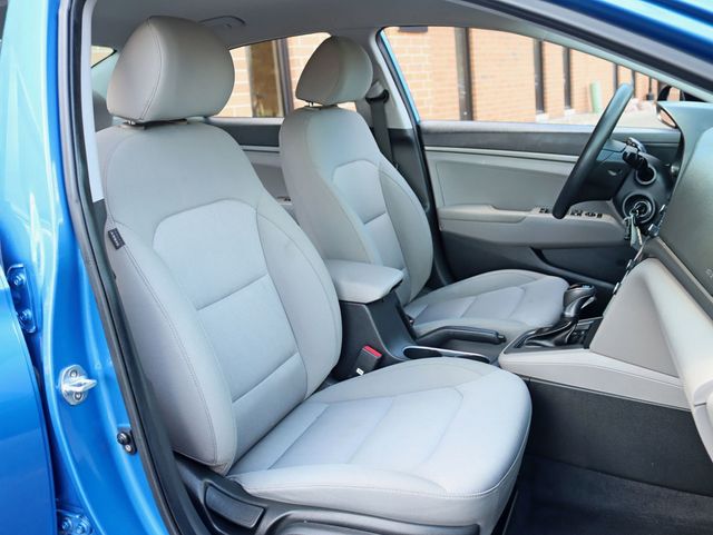 2017 Hyundai Elantra SE 2.0L Automatic - 22907007 - 18
