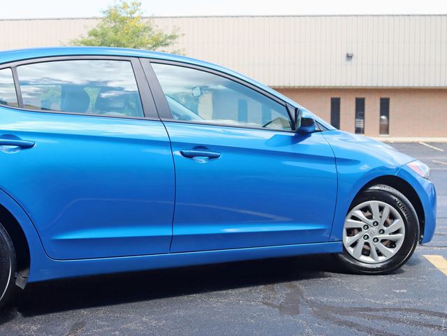 2017 Hyundai Elantra SE 2.0L Automatic - 22907007 - 3