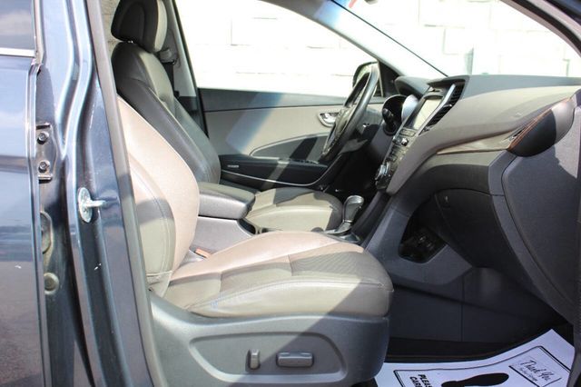 2017 Hyundai Santa Fe Limited Ultimate 3.3L Automatic AWD - 22896446 - 15