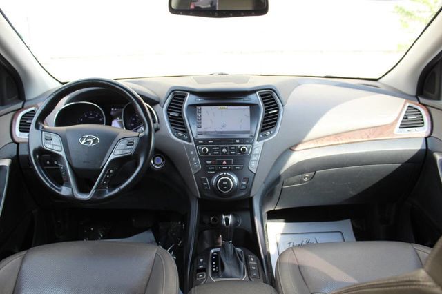 2017 Hyundai Santa Fe Limited Ultimate 3.3L Automatic AWD - 22896446 - 21