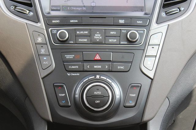 2017 Hyundai Santa Fe Limited Ultimate 3.3L Automatic AWD - 22896446 - 23