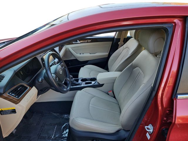 2017 Hyundai Sonata Limited 2.4L PZEV with Tech Package - 22935162 - 10