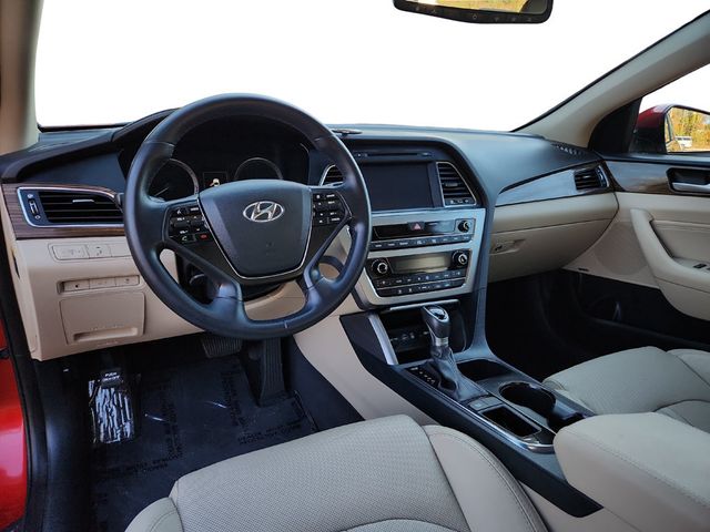 2017 Hyundai Sonata Limited 2.4L PZEV with Tech Package - 22935162 - 15