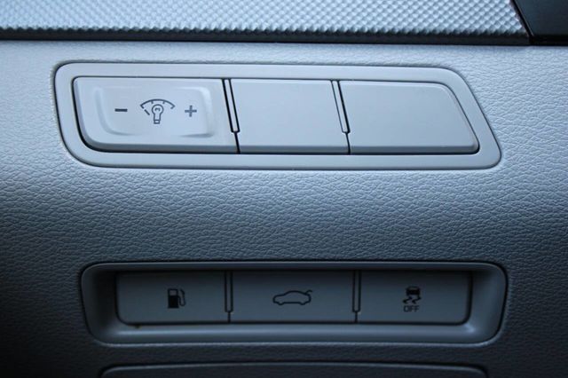 2017 Hyundai Sonata SE 2.4L - 22906843 - 28