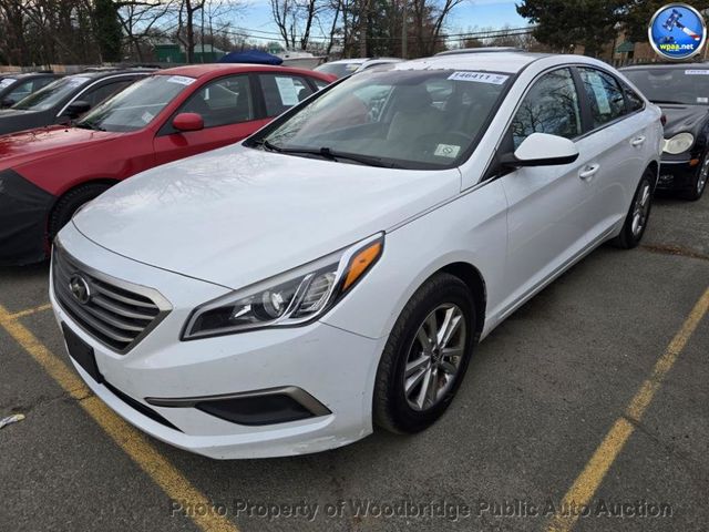 2017 Hyundai Sonata SE's photo