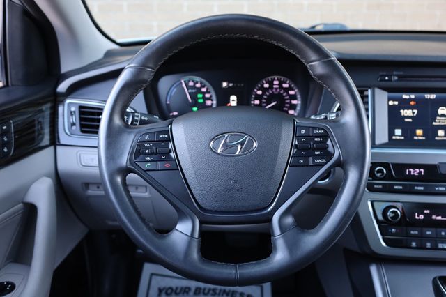 2017 Hyundai Sonata Hybrid Limited 2.0L - 22907960 - 30