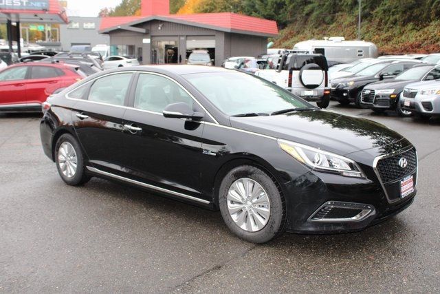 2017 Hyundai Sonata Hybrid SE 2.0L - 22934024 | Video 1