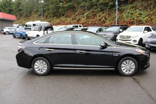 2017 Hyundai Sonata Hybrid SE 2.0L - 22934024 - 1