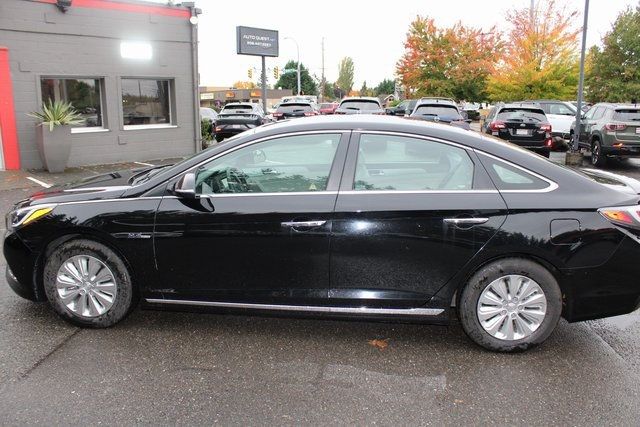 2017 Hyundai Sonata Hybrid SE 2.0L - 22934024 - 6
