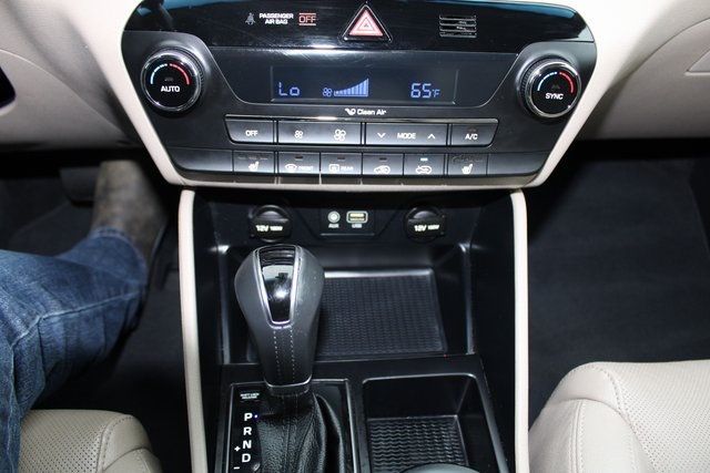 2017 Hyundai Tucson Limited FWD - 22923308 - 13