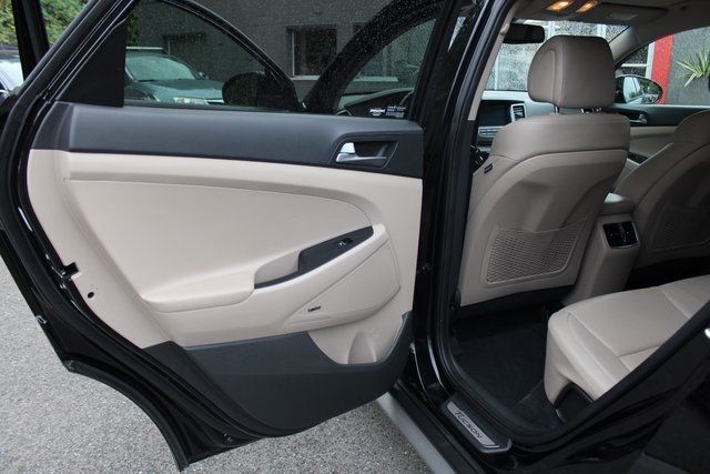 2017 Hyundai Tucson Limited FWD - 22923308 - 16
