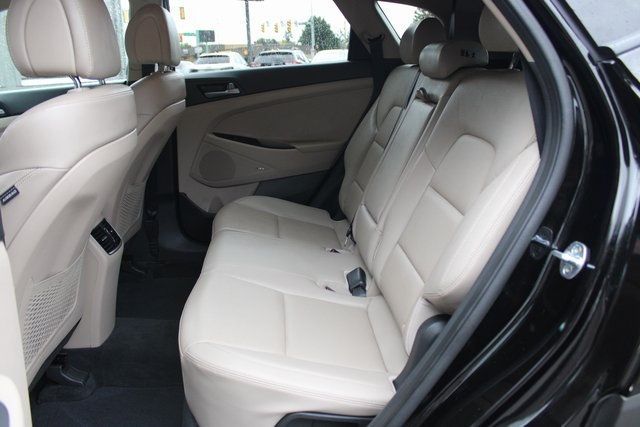 2017 Hyundai Tucson Limited FWD - 22923308 - 17