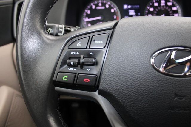 2017 Hyundai Tucson Limited FWD - 22923308 - 8