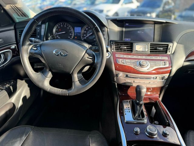 2017 INFINITI Q70 3.7 RWD - 22938071 - 13