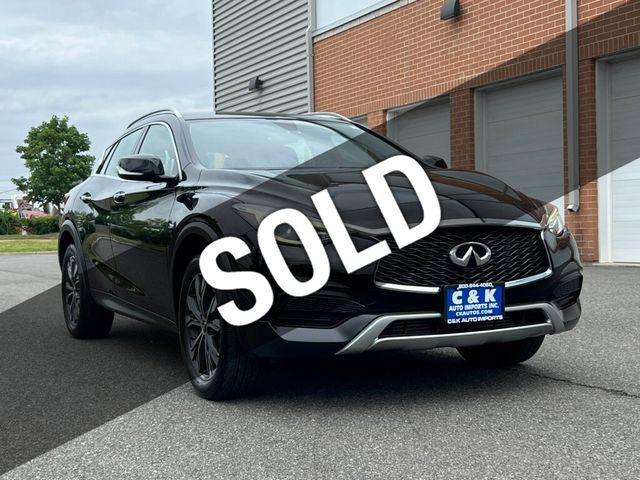 2017 INFINITI QX30