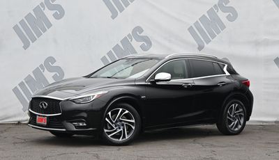 2017 INFINITI QX30