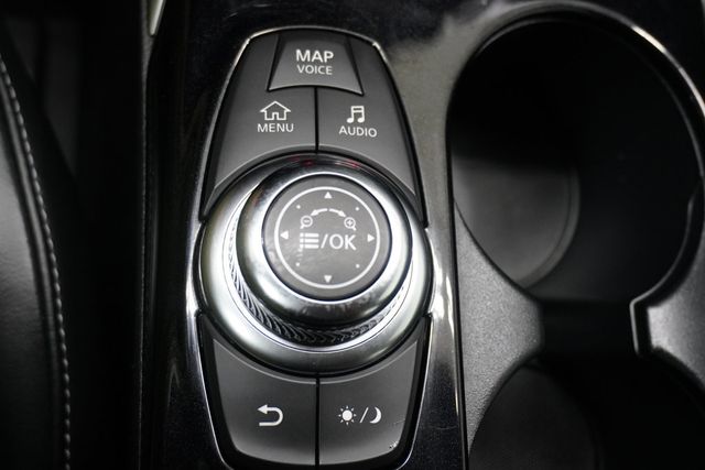 2017 INFINITI QX30 Premium FWD - 22875889 - 20