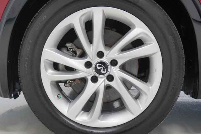 2017 INFINITI QX30 Premium FWD - 22875889 - 25