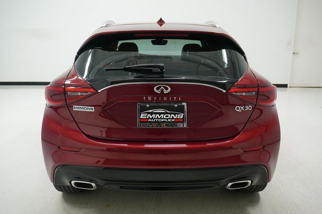 2017 INFINITI QX30 Premium FWD - 22875889 - 4